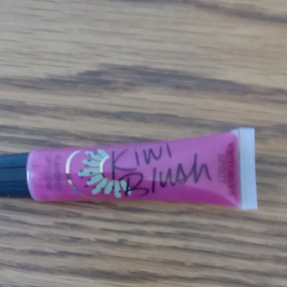 Victoria's Spirit Kiwi Blush Flavored Lip Gloss New
